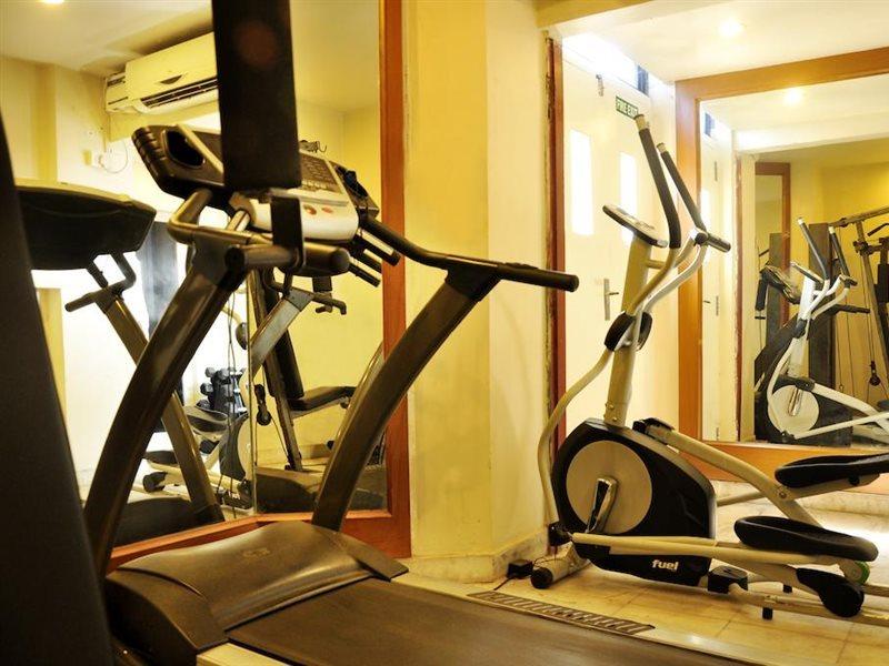 Royal Fort Hotel Visakhapatnam Bagian luar foto