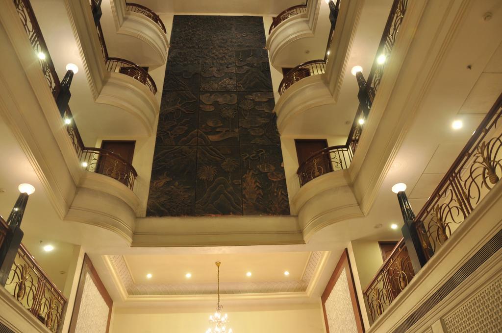 Royal Fort Hotel Visakhapatnam Bagian luar foto