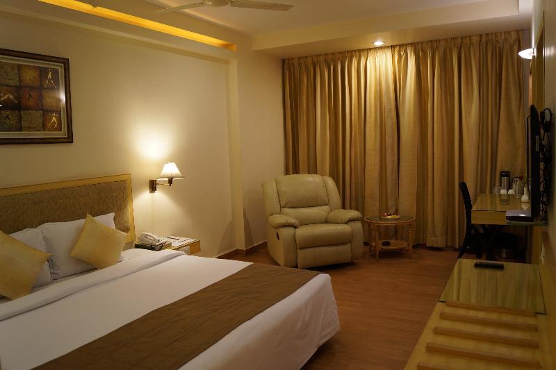 Royal Fort Hotel Visakhapatnam Bagian luar foto