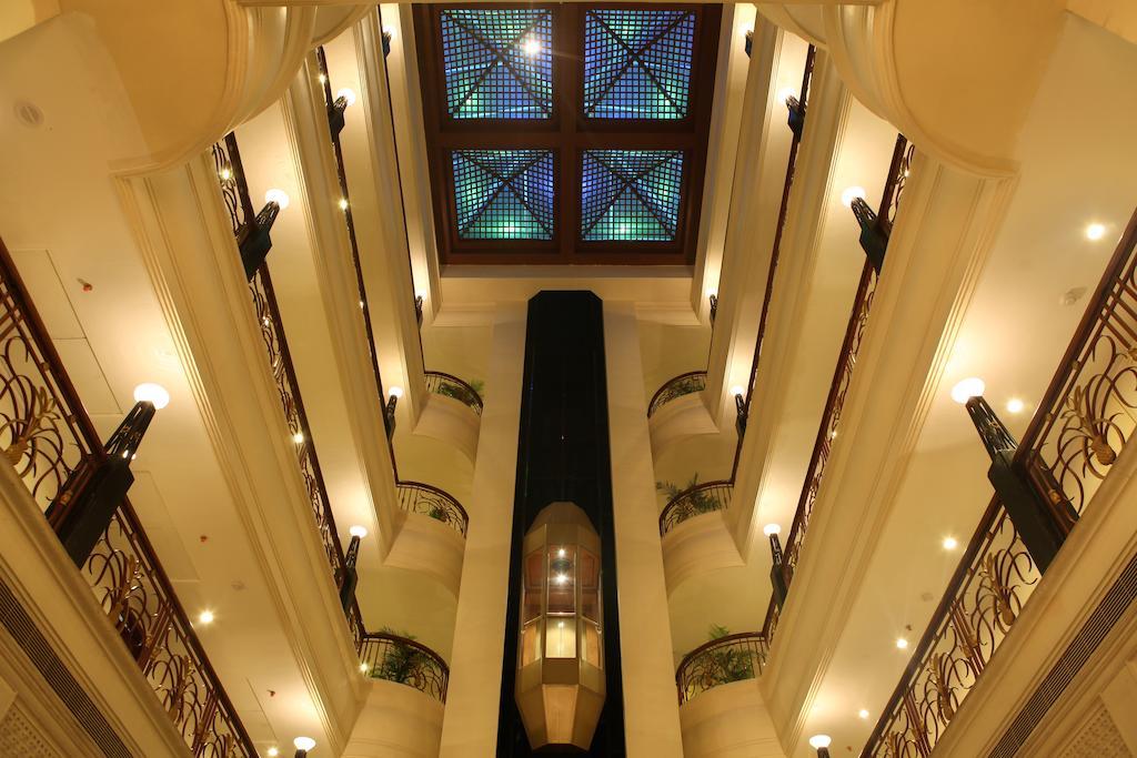 Royal Fort Hotel Visakhapatnam Bagian luar foto