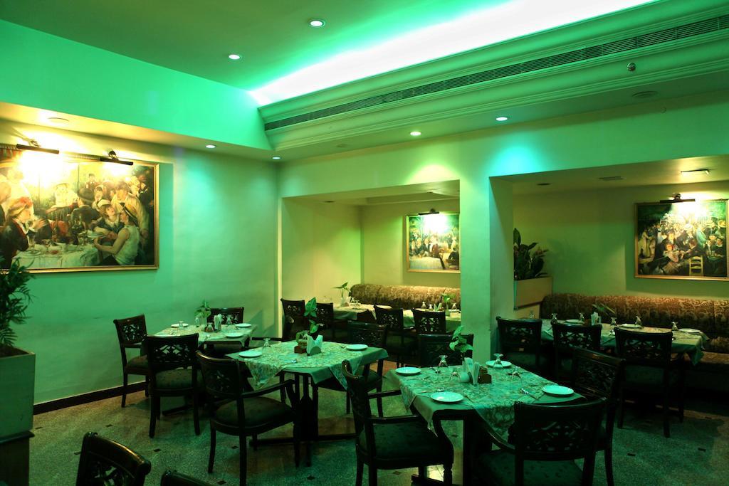 Royal Fort Hotel Visakhapatnam Bagian luar foto