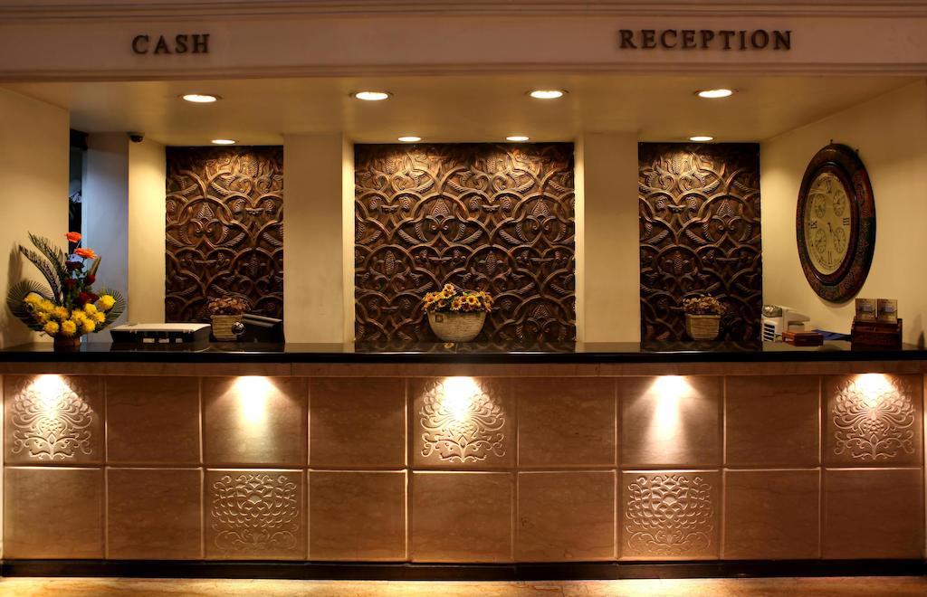 Royal Fort Hotel Visakhapatnam Bagian luar foto